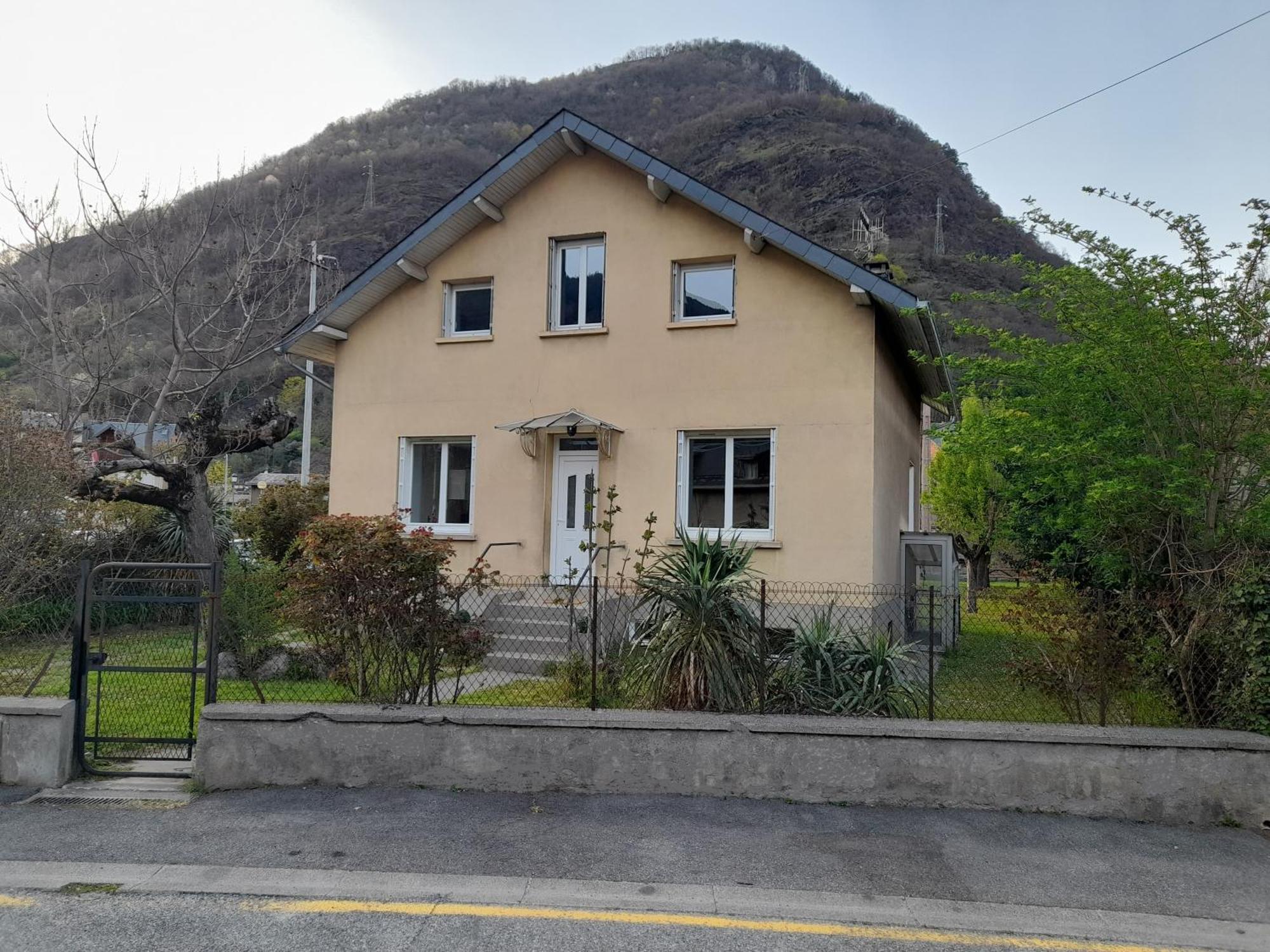 Apartament T3 Neuf 65M2 5 Personnes Avec Jardin Au Calme, Menage Inclus, Local Velo Bagnères-de-Luchon Zewnętrze zdjęcie